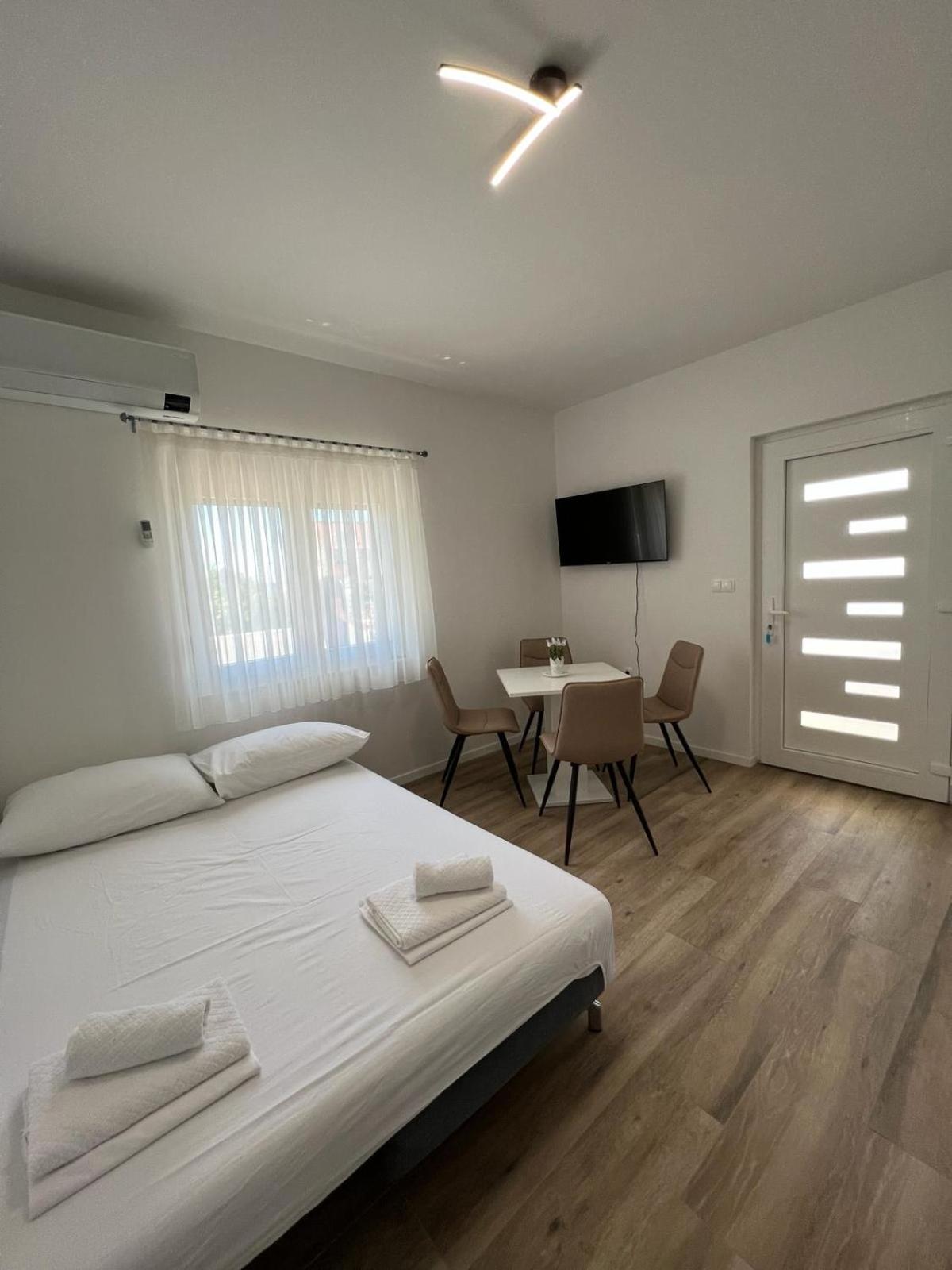 אורביץ Apartments Mamma Mia מראה חיצוני תמונה